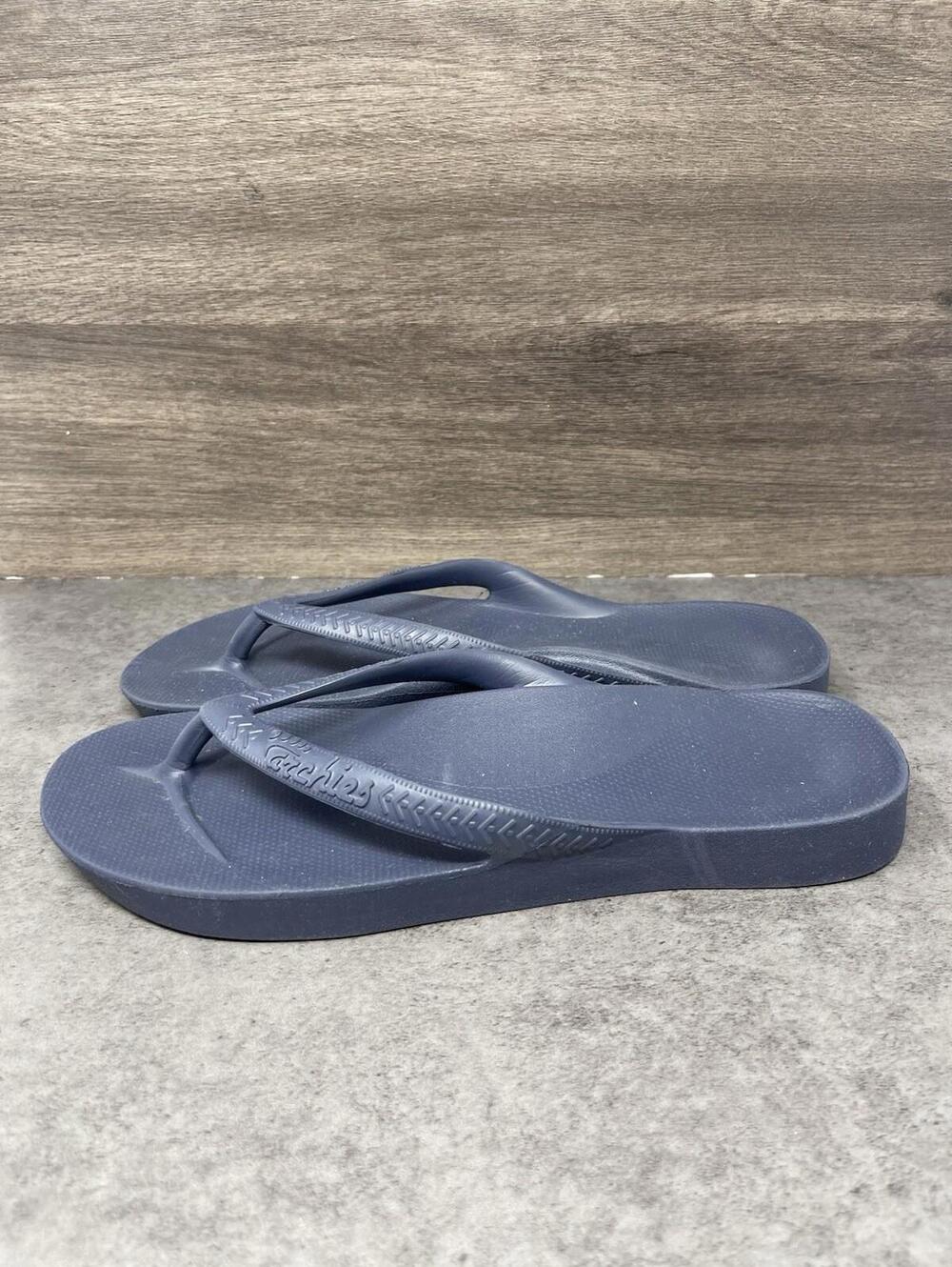 Archie’s Men's Navy Flip-Flops